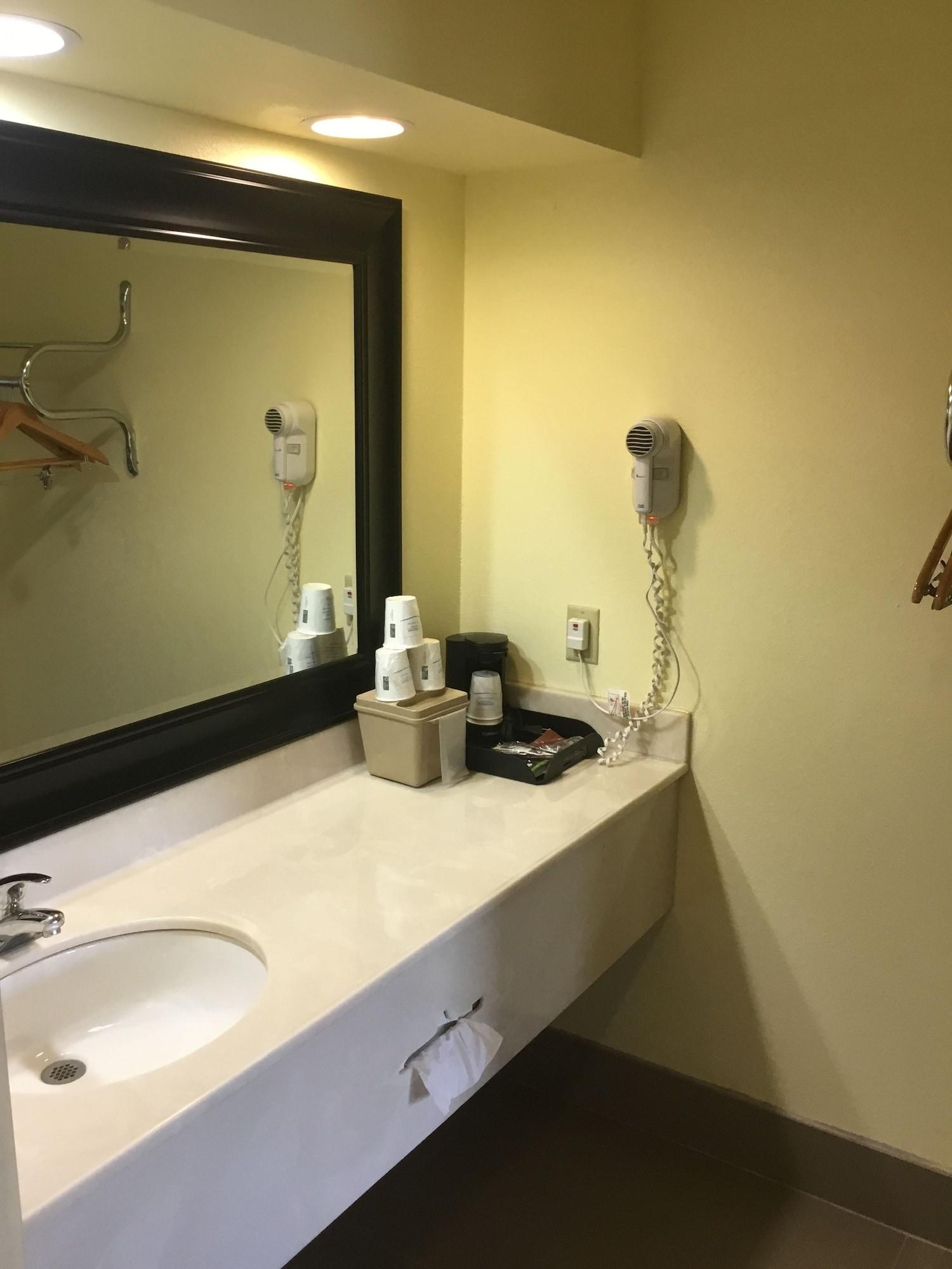 Super 8 By Wyndham Fairfield Tx Hotel Ngoại thất bức ảnh